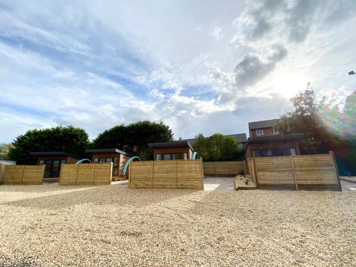Elletson Park Wood Fired Hot Tubs, Caravans & Pods Pilling Exterior photo